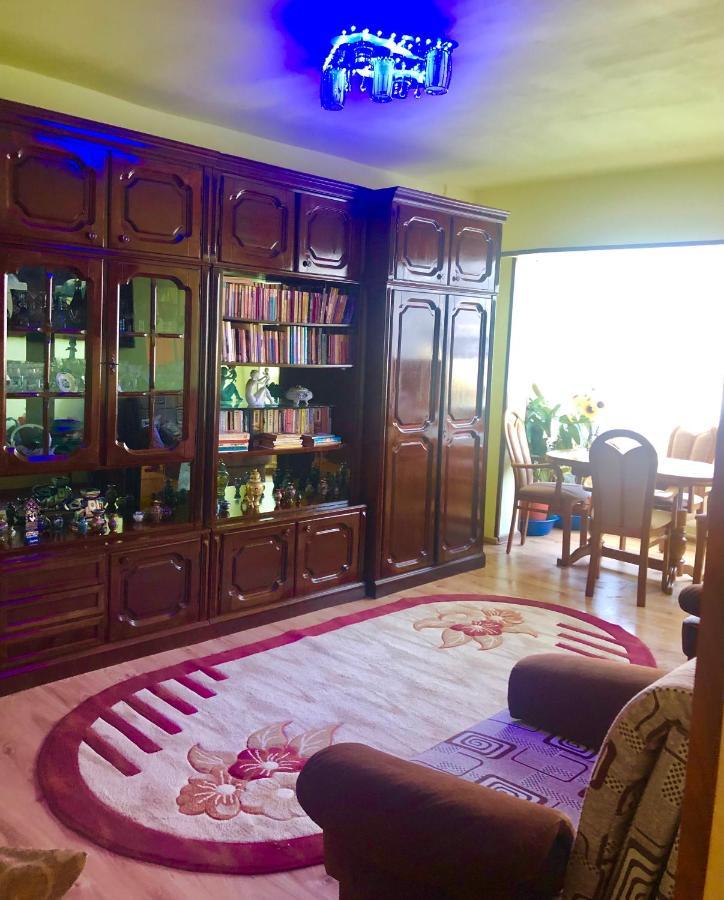 La Symo Apartament Straja Lupeni Lupeni  Екстер'єр фото